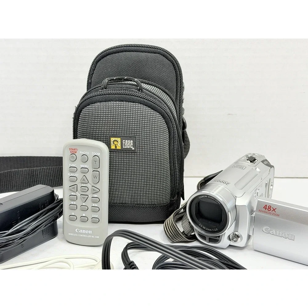 Canon FS100 48X Zoom SD Camcorder Bundle Tested No Charger Dock Remote Case
